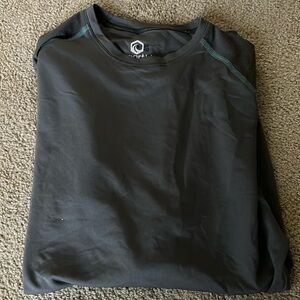 NEWPORT BLUE Men's Tech Rash Guard Gray